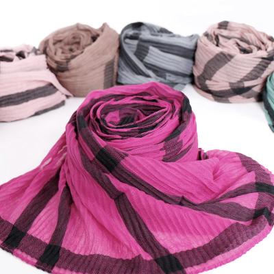 China New Autumn And Winter Female Veil Crumpled Women'S Scarf Indonesia Hot Sale Plaid Scarf Vs114 for sale