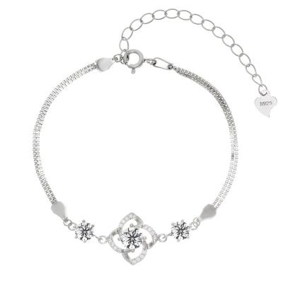 China Other Fashion Jewelry of Lucky Leaf Clover Bracelet S925 Sterling Silver Zircon Women Design Bracelet for sale