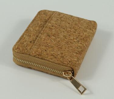 China Mini Style Nature Cork Raw material Women wallet 10x9cm with card and money slot for sale