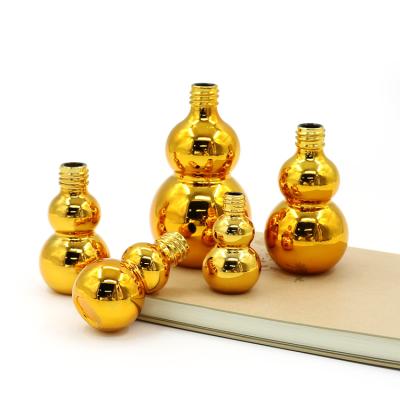 China High Qiality Luxury Gold Glass Essential Oil Bottle 50ml Dropper Bottle Essential Oil Glass Bottle With Glass Dropper for sale