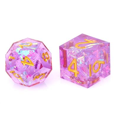 China Role playing board game resin dies set high quality with tube polyhedron sharp edges dnd dies for sale