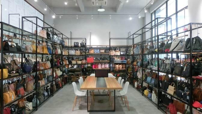 Verified China supplier - Guangzhou Paparazzi Leather Company Limited