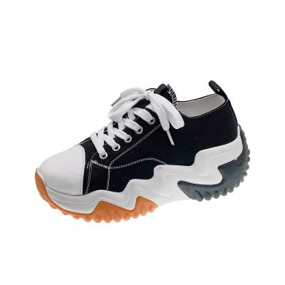 China 2022 fashion trend sneakers upper fall shoes sawtooth white platform low new small sports casual single shoes for sale