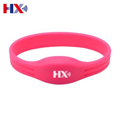 China Waterproof / Waterproof Cmrfid 13.56mhz Nfc Smart Rfid Ticket Wristband Hand Wristband Wristband Passive Rfid Wristband for sale