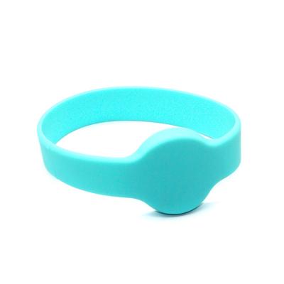 China Professional Manufacturer Waterproof / Waterproof NFC Chip Wristband Access Control RFID Silicone Wristband for sale