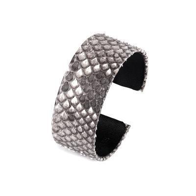 China FASHIONABLE Ring Genuine Leather Jungle Snake Skin Cuff Band Hand Cuff Opening Round Python Bracelet Bangle for Man and Women for sale