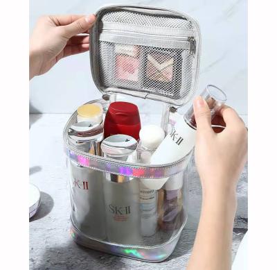 China Large Capacity Ladies Cosmetic Pouch Makeup Bag PVC 3D Portable Holographic Clear Makeup Organizer Waterproof Shockproof Dustproof Beauty for sale