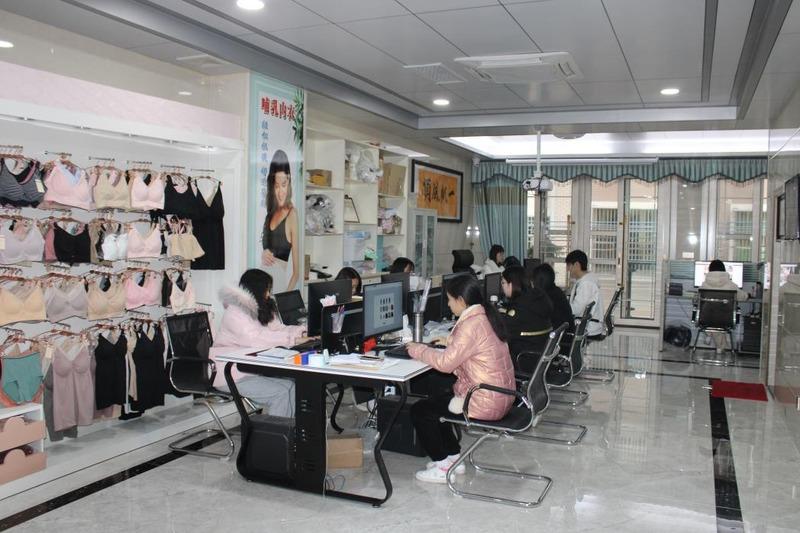 Verified China supplier - Shantou Longhu District Yinkaiya Knitting Factory