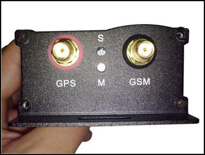 中国 車の艦隊の追跡のための OEM AVL GPS 追跡 1800MHZ/1900MHZ 販売のため