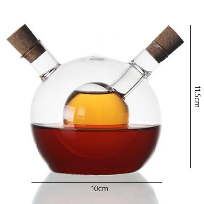 China round glass oil and vinegar 2 bottles in 1 eye-catching vessel MM024O for sale