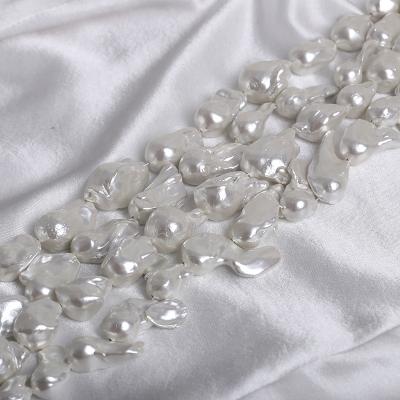 China Freshwater Pearl AAA Grade 15~20x20~30mm 40cm 16 Inch Coated Baroque Pearl Strand Shape Fireball Natural Freshwater Pearl for sale