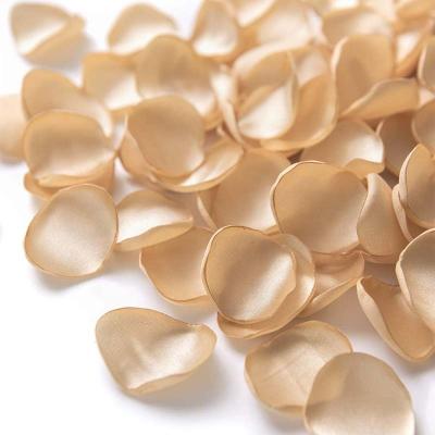 China Hot Selling Wedding Event Decoration Amazon Champagne Rose Petals 200PCS Silk Petals Bridesmaid Scattered Petals Wedding Party Centerpiece Decoration for sale