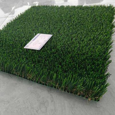 Cina 40 mm 125 punti/M Paesaggio verde erba artificiale in materiale PP utilizzato per cortile in vendita