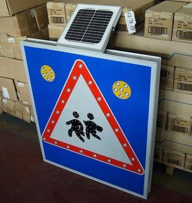 China Traffic Signage with solar energy power for sale