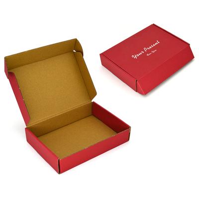 China Recyclable Wholesale Custom Print Apparel Wavy Underwear Box Creative Red Shoe Box for sale