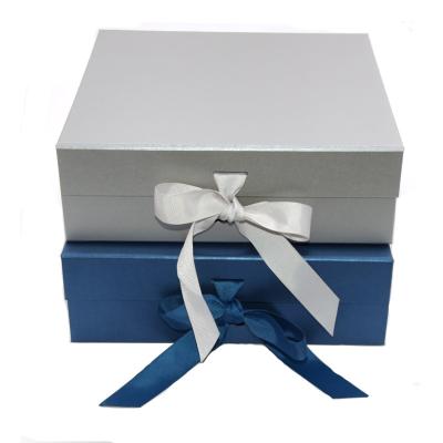 China Rose Gold Rigid Kraft Purple White Royal Blue White Square Recyclable Package Small Narrow Magnetic Gift Box Green With Ribbon for sale