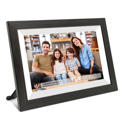 China Professional 10 Inch Wifi Touch Screen Large Digital Display Photo Frame Wooden Wifi Picture Frame With 16G Large Memory Allow for sale