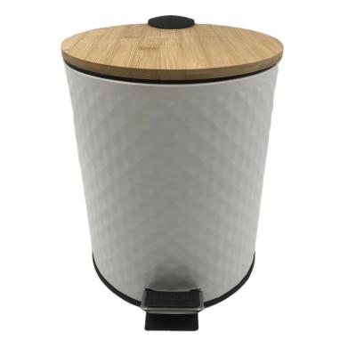 China Sustainable Wooden Trash Can Wooden Trash Can With Lid Hotel Trash Can for sale