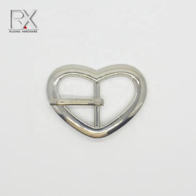 China High Quality Zinc Alloy Metal Pin Buckle Bag Strap Accessories Parts Heart Shape Pin Buckle For Belt Buckle In Heart Shape for sale