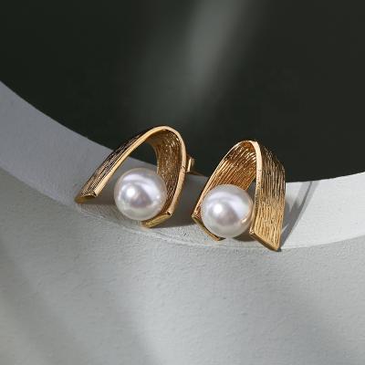 China 2021 Korea TRENDY earrings real pearl earrings statement pearl earrings for sale