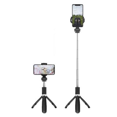 China 2021 New Design High Quality Wireless Flexible Tripod Selfie Stick Rotatable for sale