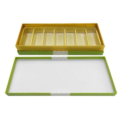 China Custom Candy Gift Food Grade Paperboard Box Bakery Cake Donuts Cookies Box Packaging with plastic tray insert packaging for sale