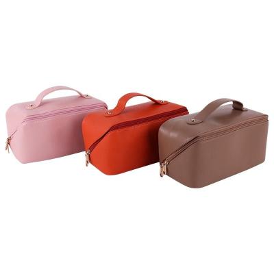 China Wholesale Custom Fashion Logo Portable Square Toiletry Bag Women's Travel PU Makeup Organizer Luxury Cosmetic Bag for sale