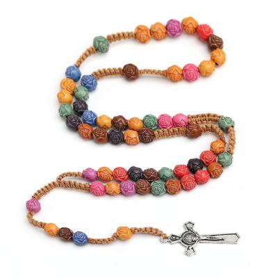 China Durable Colorful Plastic Cross Plastic Catholic Rosary Bead Necklace Rosary Bead Necklace Christ Ornament for sale