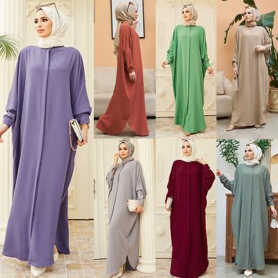 China Polyester Islamic Ladies Fashion Abaya Dress Dubai Turkey Style Bat Sleeve Muslim Dress For Women for sale