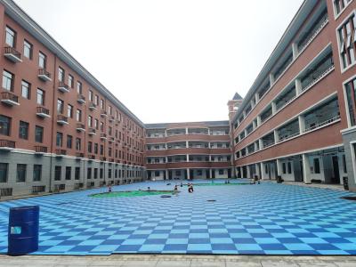 China Coloful UV Resistant Rubber Flooring Outddor For Community / Housing Estate / Park for sale