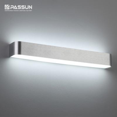 China Modern Indoor Aluminum Thru Led Wall Surface Mounted Lightweight IP20 for sale