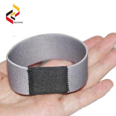 China nylon & Waterproof 13.56MHz Stretch NFC RFID Wristband NFC213 RFID Wristband Fabric RFID Wristband Tags Push In Elastic Wristband for sale