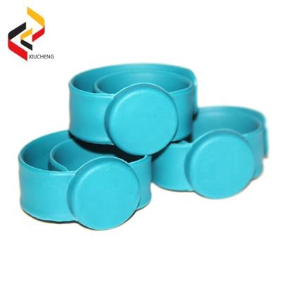 China Factory Long Distance RFID Silicone Reading Wristband For Access Control System RFID OEM Products for sale