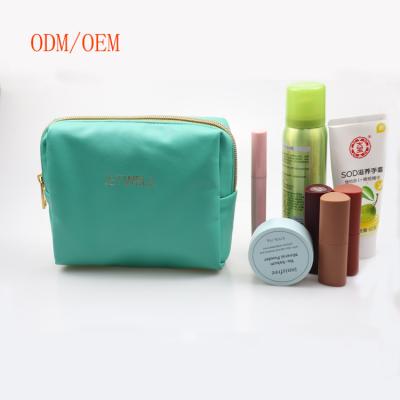 China Durable Customized Logo Travel Nylon Leather Cosmetic Bag Cosmetic Filter Frames Make Up Cosmetic Bag With Logo for sale