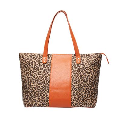 China Fashion 17Pcs Lot Georgia Warehouse Middle PU Leather Tote With Leopard Print Handle Zipper On Top DOM111405 for sale