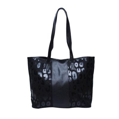 China Newest Fashion 25Pcs Lot RTS Georgia Warehouse Black Leopard Print Canvas Center Sewing PU Pinch Large Capacity Overnight Tote DOM 1111912 for sale