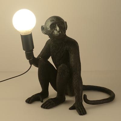 China Industrial High Quality Decorative Black White White Led Resin Table Lamp Monkey Sitting Lamp For Kids Home Decor Lighting for sale