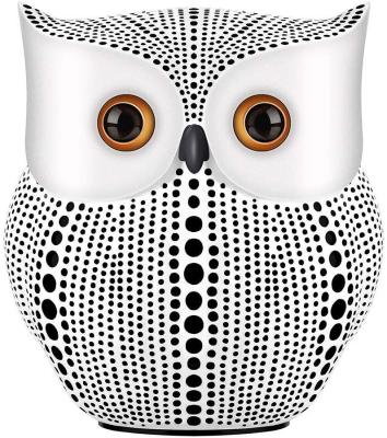 China Europe resin art black and white dots designed owl figurine for sale