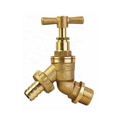 China Modern Brass Heavy Duty Bibcock Outdoor Garden Water Tap 1/2 3/4 Wall Mounted Faucet for sale