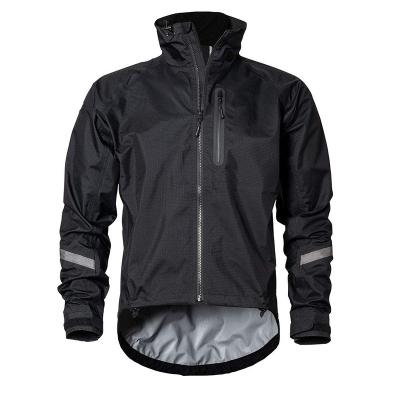 China Unisex Fashion Cycling Jackets Dry Top Outdoor Water Sport Jacket Waterproof Windproof Breathable In Cold Day en venta