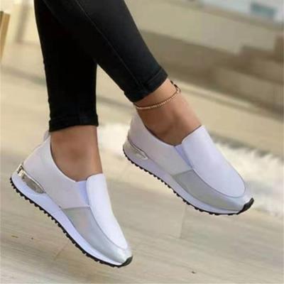 China 2022 fashion trend high quality new women's sports skateboard flat bottom women's loafers large size walking shoes 43 for sale