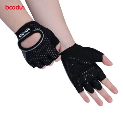 China Comfortable the weightlifting leather weightlifting --gloves/half weightlifting --gloves for sale