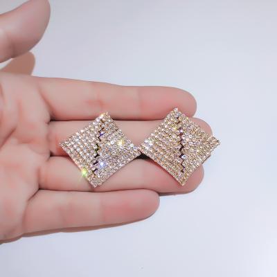 China FASHION Diamond Shape Stud Earrings Niche Temperament for sale