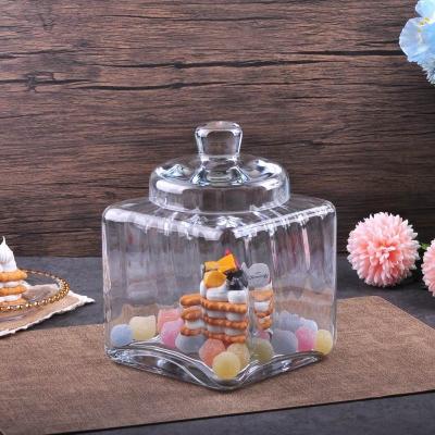 China Freshness Preservation Classic Clear Classic Hot Selling Square Glass Tableware Candy Glass Jar for sale