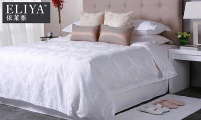 China Specification Hotel Quality Luxury Bedding Sets Hands Or Machine Wash for sale