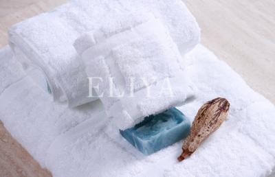 China Plain Dyed Luxury Hotel Quality Bath Towels 100% Cotton Embroidery / Jacquard Hotel Bath Linen for sale