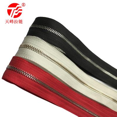 China Men's Luggage Zipper Metal Code #3 Auto Lock Zipper Zipper Bright Silver Normal Teeth Various Colors Are Available for sale