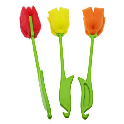 China Sustainable Long Handle Tulip Cup Shape Soft Wash Sponge Bottles Clean Brush for sale