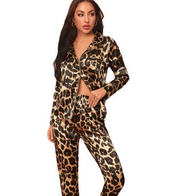 China QUICK DRY Women Satin Sleepwear Lapel V-Neck Leopard Print Long Sleeve Pajamas Set Soft Loungewear for sale