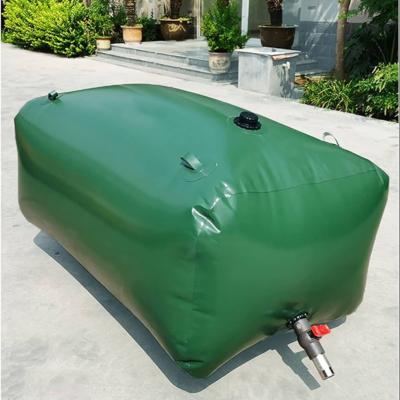 China PVC Water Tank Tarpaulin Fabric to Make Water Bladder Water Storage Tank for sale